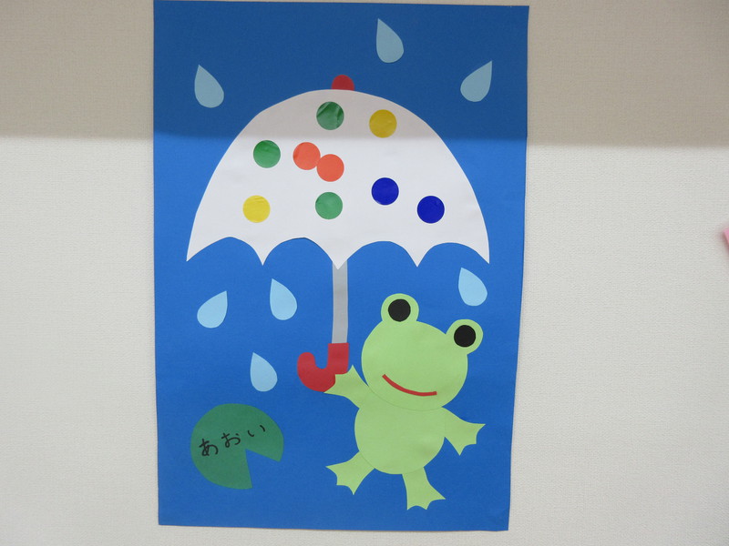 6月制作　かえるさんのかさ　ひよこ組