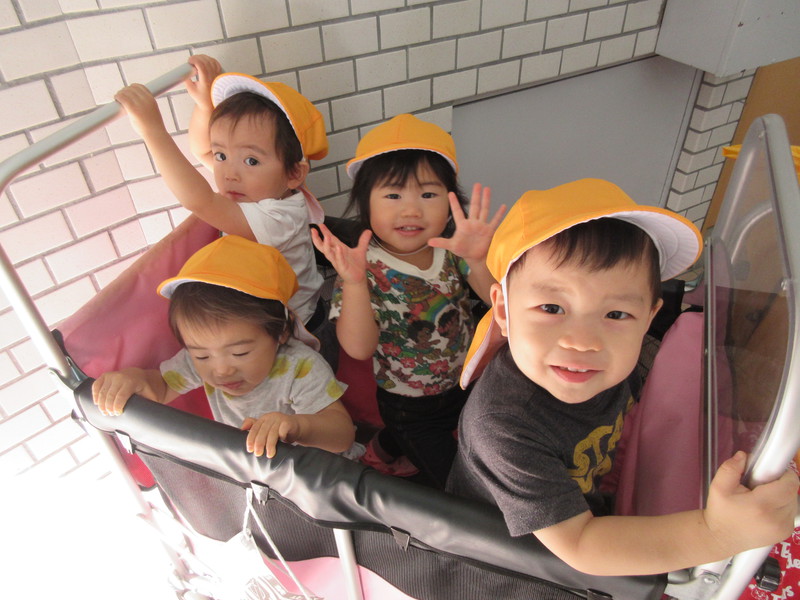 お散歩へレッツゴー！