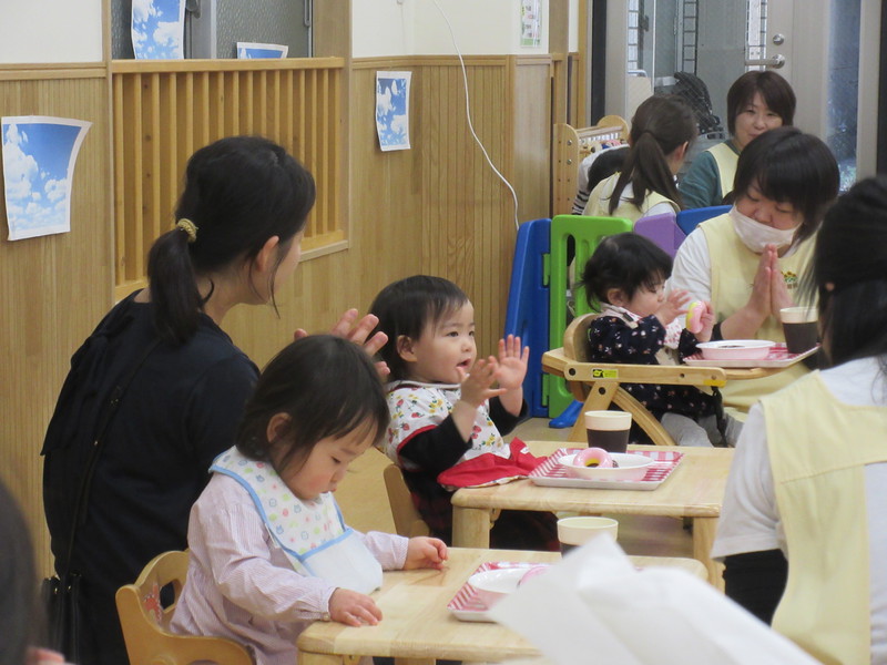 みんなでおやついただきます🍩