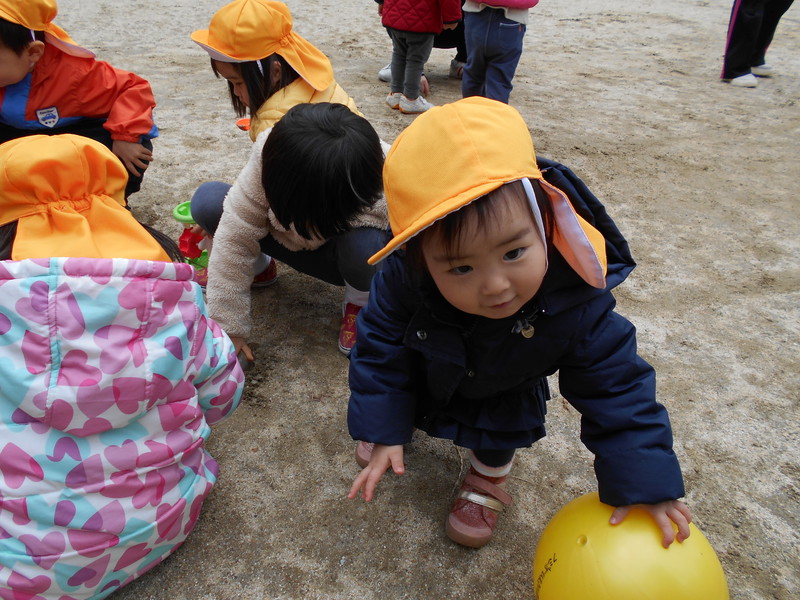 ボールまてまて〜😊