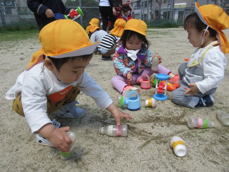 砂遊び楽しいね✨