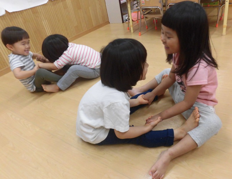 みんなで体操楽しいね〜😊