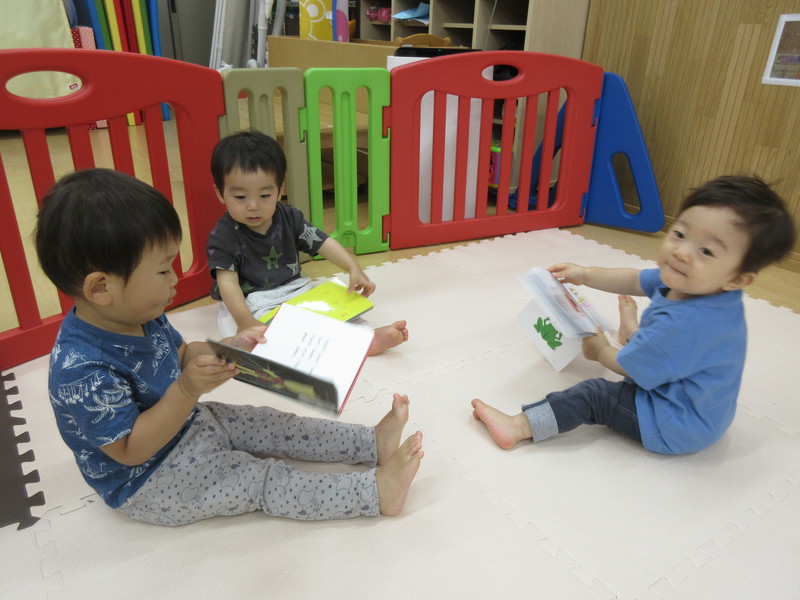 みんなで絵本の時間📖