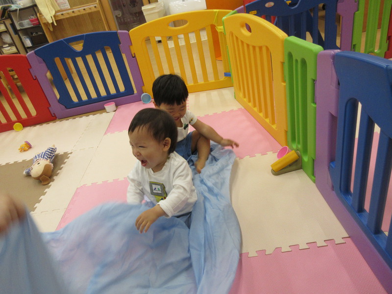 大きい布楽しいな☆！