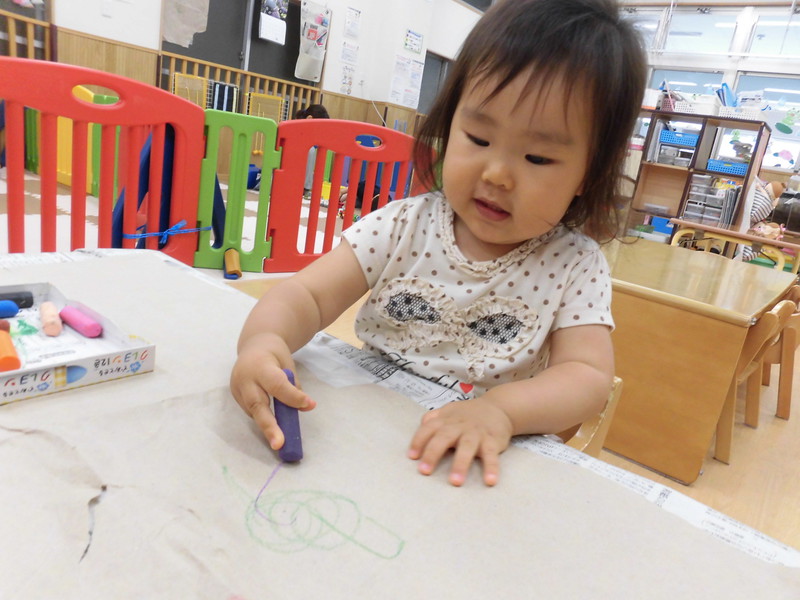 お絵かきたのしい🖍