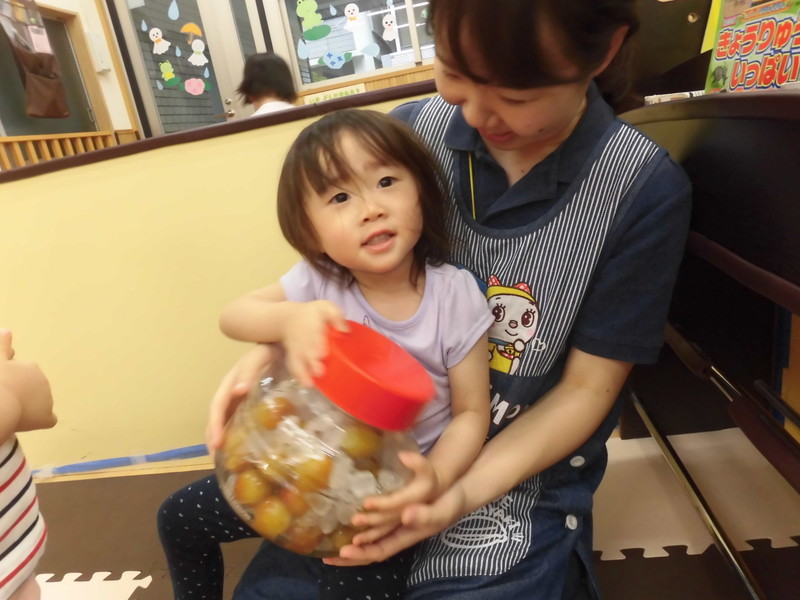 ふりふり混ぜ混ぜ〜♪