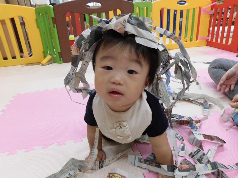 新聞紙の妖精さん？！💕