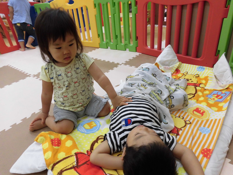 せんせいの、まねっこ！