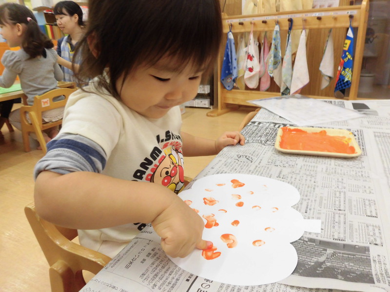 指でぺたぺた😊