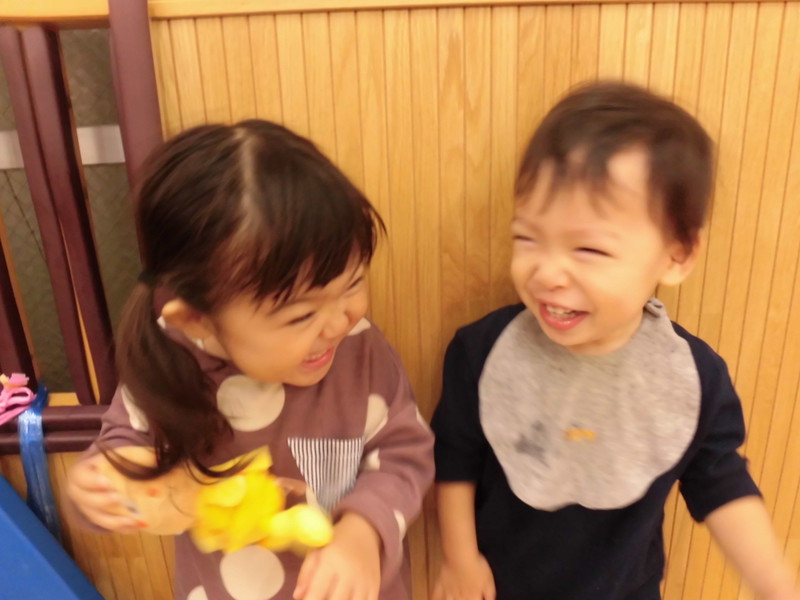 お友達と一緒だと楽しいね😊