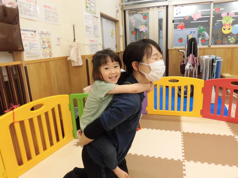 おんぶしてもらっちゃった💕