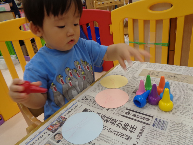 何色で塗ろうかな🎵