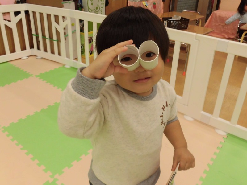 なにがみえるかな〜👓