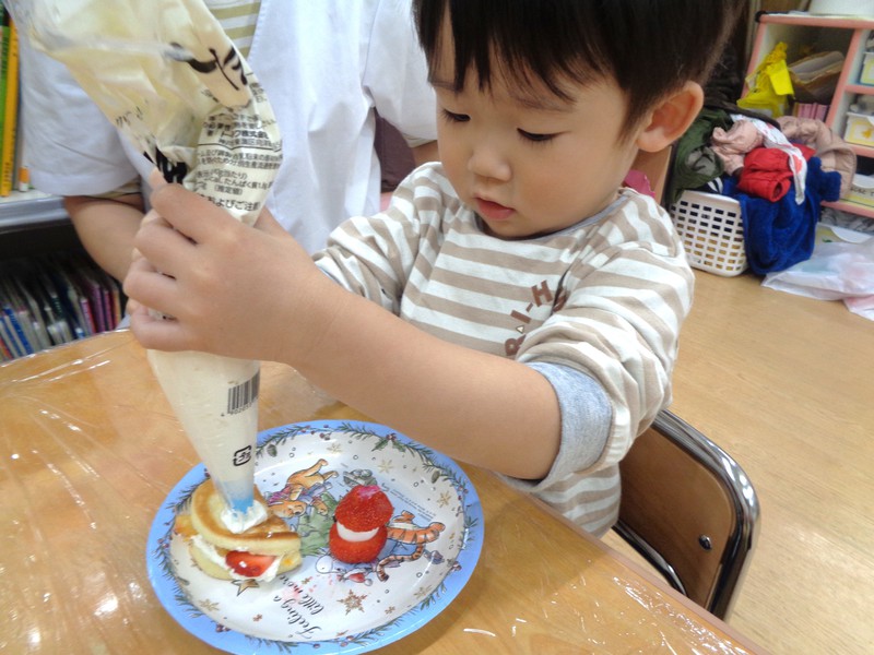 クリームを絞って・・・✨