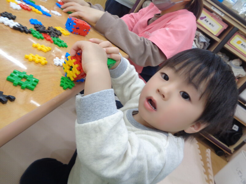 カラフルな電車ができたよ🚃✨