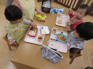 おいしいな〜♪